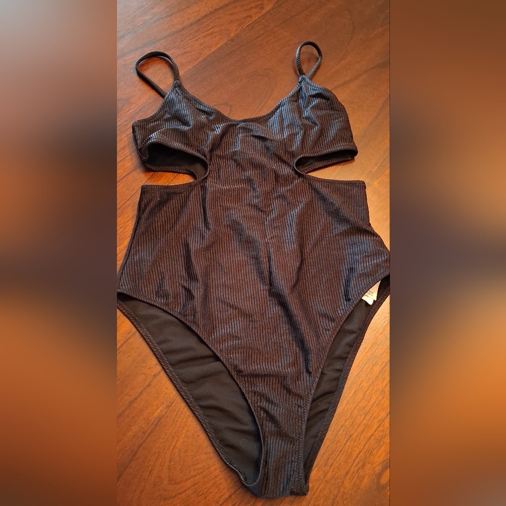 NWT Aerie Black Ribbed Cut Out Cheeky One Piece Swimsuit